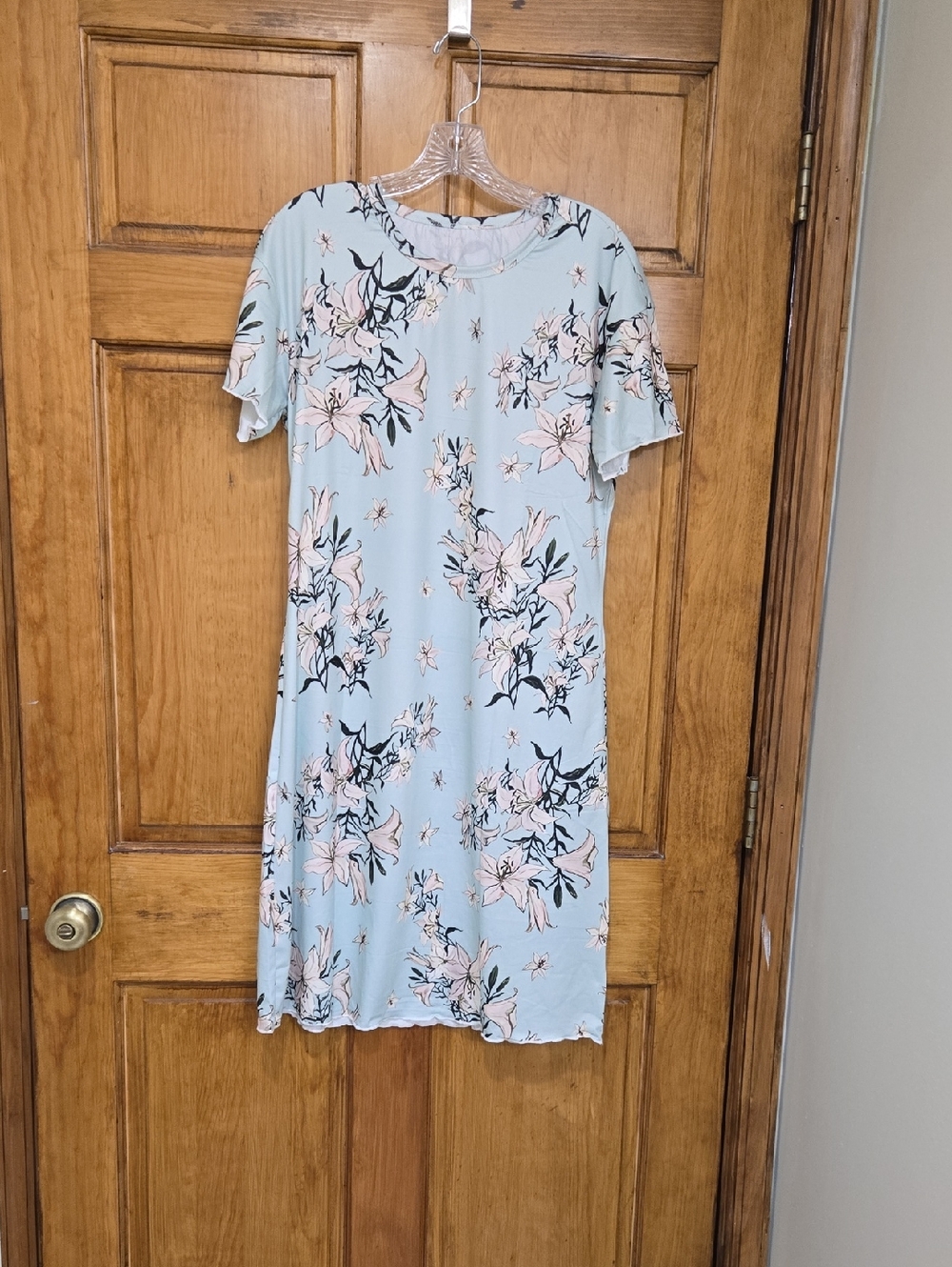 Floral Short-Sleeve Midi Loungewear/night Shirt in Light Blue